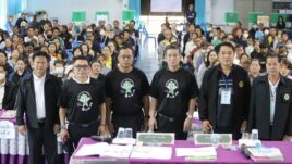 นายอำเภอบึงสามพัน ลงพื้นที่ตรวจเยี่ยมหน่วยเลือกตั้ง กำชับเจ้าหน้าที่ปฏิบัติงานด้วยความโปร่งใส-เที่ยงธรรม