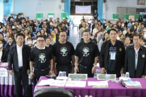 นายอำเภอบึงสามพัน ลงพื้นที่ตรวจเยี่ยมหน่วยเลือกตั้ง กำชับเจ้าหน้าที่ปฏิบัติงานด้วยความโปร่งใส-เที่ยงธรรม